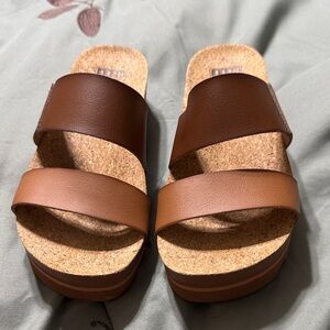 Reef Cushion Vista Hi Platform Two-Tone Brown Slide Sandals